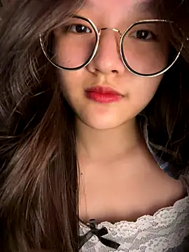 Snapshot of Krixxi22 chatting on September 27, 2025, 2:12 pm Krixxi22 online show from September 27, 2025, 2:12 pm