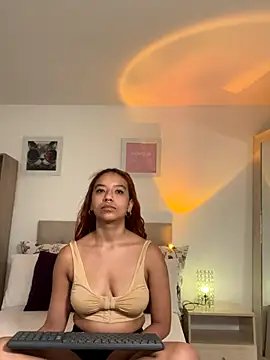 Snapshot of rubi_star chatting on October 7, 2025, 4:30 pm rubi star online show from October 7, 2025, 4:30 pm