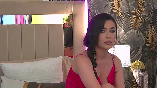 Snapshot of reyabaines chatting on November 7, 2025, 7:29 pm reyabaines online show from November 7, 2025, 7:29 pm