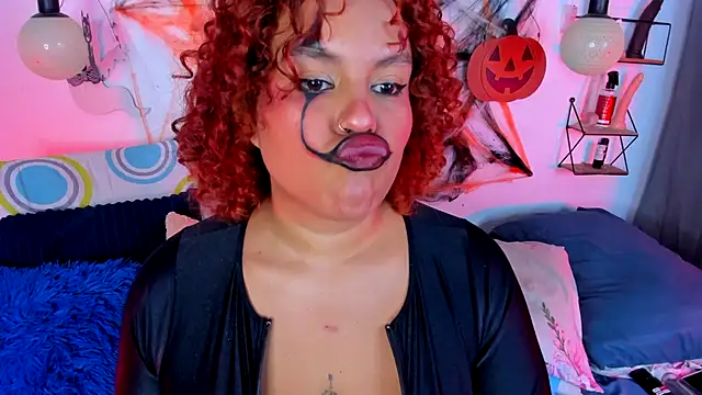 Snapshot of monicabbw_ chatting on October 23, 2025, 2:43 am monicabbw  online show from October 23, 2025, 2:43 am