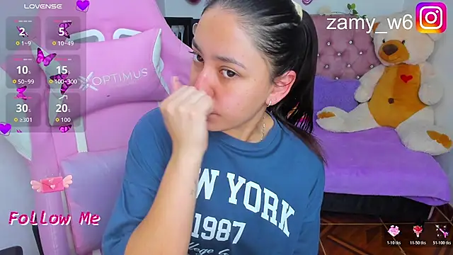 Snapshot of karla_cute01 chatting on February 14, 2026, 10:37 am karla cute01 online show from February 14, 2026, 10:37 am