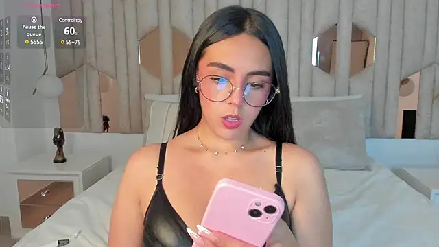 1m valery online show from February 12, 2025, 6:40 pm