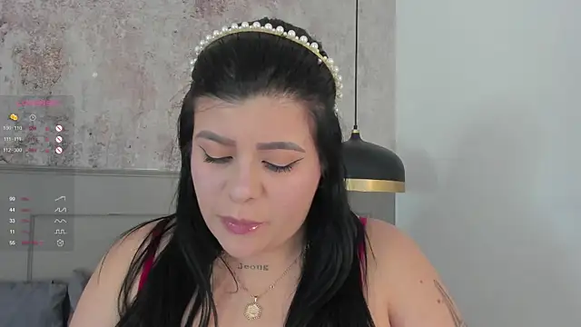 Snapshot of Scarlett_grey1 chatting on February 7, 2025, 5:41 am Scarlett grey1 online show from February 7, 2025, 5:41 am