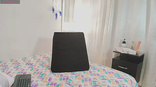 Snapshot of MeganLorensx chatting on January 25, 2025, 9:57 pm MeganLorensx online show from January 25, 2025, 9:57 pm