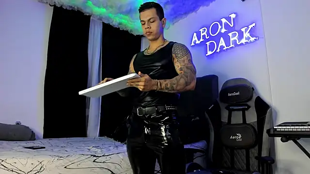 Aron Dark online show from February 11, 2025, 11:42 am