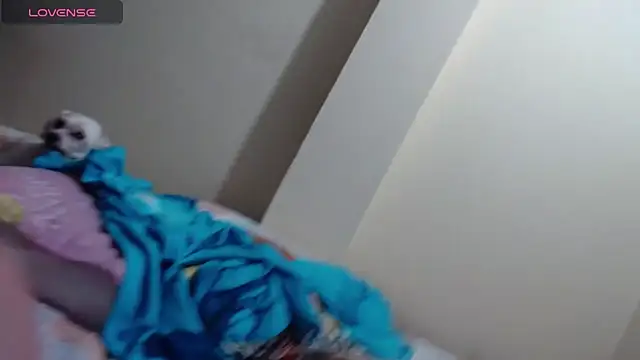 Giorgia xue53 online show from October 12, 2025, 5:20 am