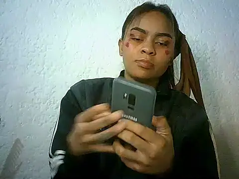 Snapshot of Bellabeltrann chatting on January 10, 2026, 11:16 am Bellabeltrann online show from January 10, 2026, 11:16 am