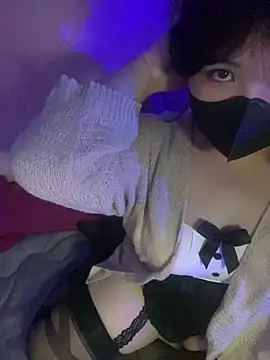 HoneyBuns 05 online show from March 2, 2025, 4:36 pm