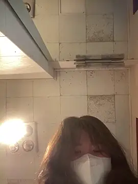 HoneyBuns 05 online show from February 14, 2025, 4:52 pm