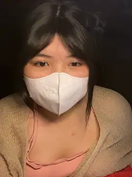 HoneyBuns 05 online show from January 17, 2025, 4:26 pm