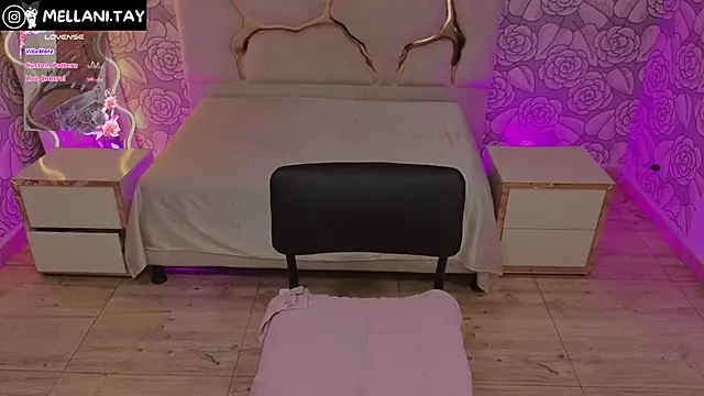 Snapshot of Mellani_tay chatting on October 2, 2025, 3:32 am Mellani tay online show from October 2, 2025, 3:32 am