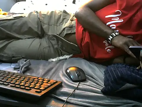 Snapshot of pointy_bloom chatting on September 20, 2025, 7:35 am pointy bloom online show from September 20, 2025, 7:35 am