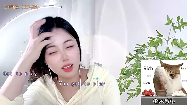CL 2024 online show from March 13, 2025, 2:44 pm