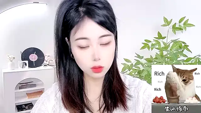 CL 2024 online show from March 6, 2025, 8:19 am