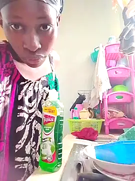 LOVELY-2BERRY online show from October 6, 2025, 5:30 am