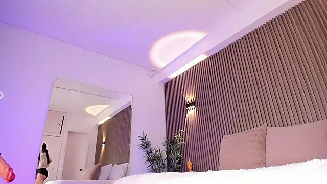 Snapshot of AliceHanz chatting on September 30, 2025, 4:18 am AliceHanz online show from September 30, 2025, 4:18 am