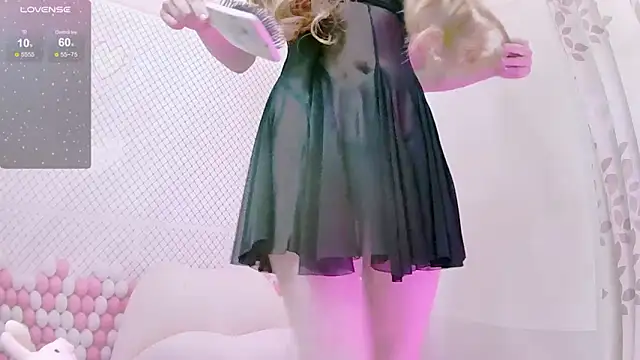 Sumi y online show from October 24, 2025, 2:32 am