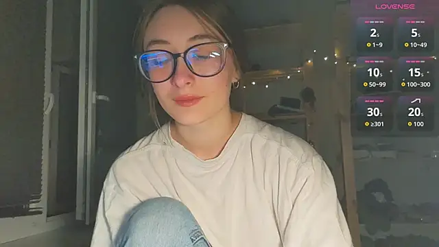 monlight  dana online show from October 29, 2025, 5:45 pm