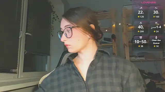 monlight  dana online show from November 8, 2025, 3:59 pm