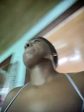 Snapshot of Berry_Bans chatting on February 22, 2026, 9:16 pm Berry Bans online show from February 22, 2026, 9:16 pm