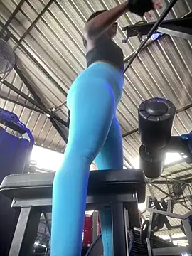 Snapshot of Berry_Bans chatting on December 18, 2025, 5:28 pm Berry Bans online show from December 18, 2025, 5:28 pm