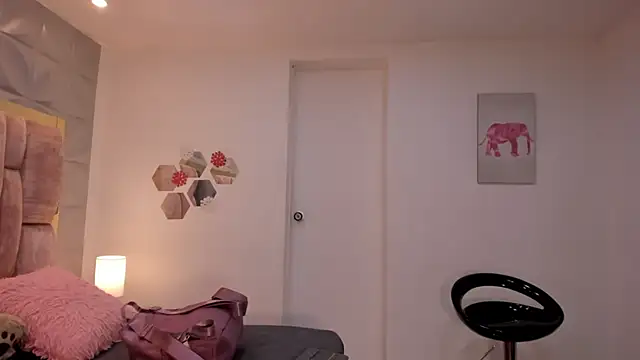 Charlotte Ice1 online show from March 18, 2026, 3:46 pm