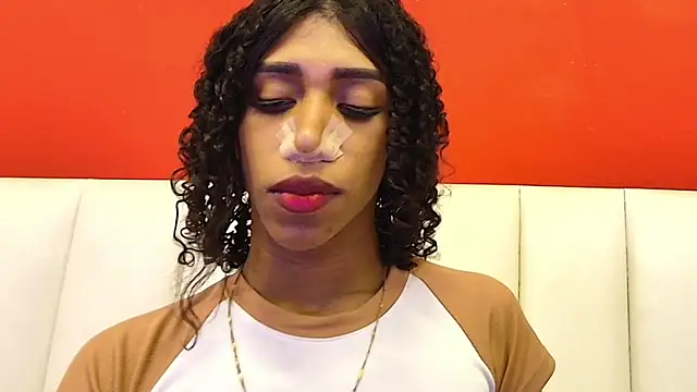 Snapshot of Jhon-Santana chatting on October 9, 2025, 12:49 pm Jhon-Santana online show from October 9, 2025, 12:49 pm