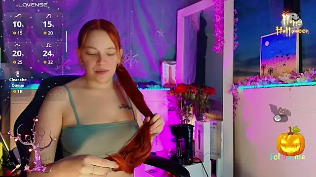 mariana scott   online show from November 5, 2025, 10:57 pm