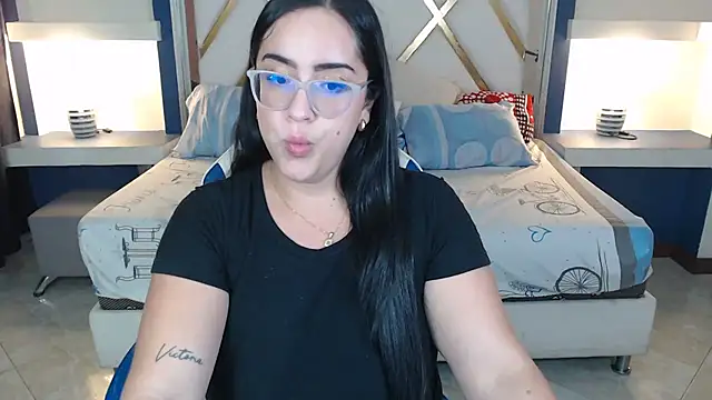 Sofiia davis23 online show from February 6, 2025, 4:36 pm