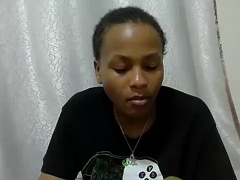 Snapshot of tinabestdoll chatting on September 13, 2025, 8:20 pm tinabestdoll online show from September 13, 2025, 8:20 pm