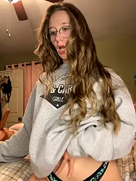 Snapshot of sage__marie chatting on September 16, 2025, 10:27 am sage marie online show from September 16, 2025, 10:27 am
