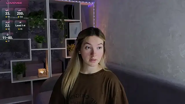 flawless angell online show from October 31, 2025, 2:02 pm