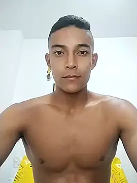 Demiansteven2 online show from February 26, 2025, 11:41 pm