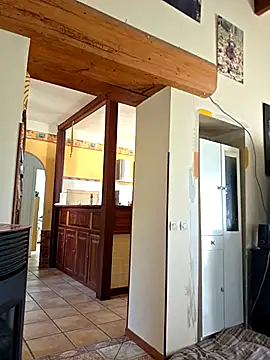 SpiceLea online show from April 17, 2026, 7:44 am