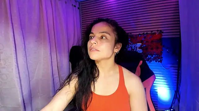 rosse 2504 online show from September 23, 2025, 6:04 pm