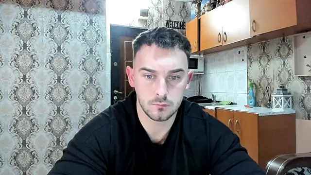 Jonmusclemaster online show from November 28, 2025, 9:04 pm