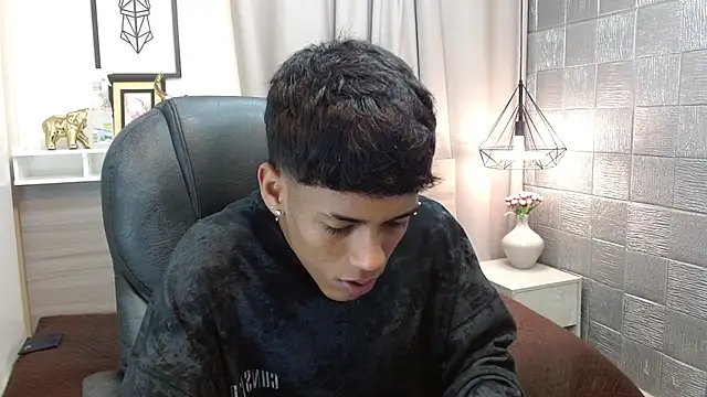 Snapshot of Alan_Cute18 chatting on March 2, 2026, 1:18 pm Alan Cute18 online show from March 2, 2026, 1:18 pm