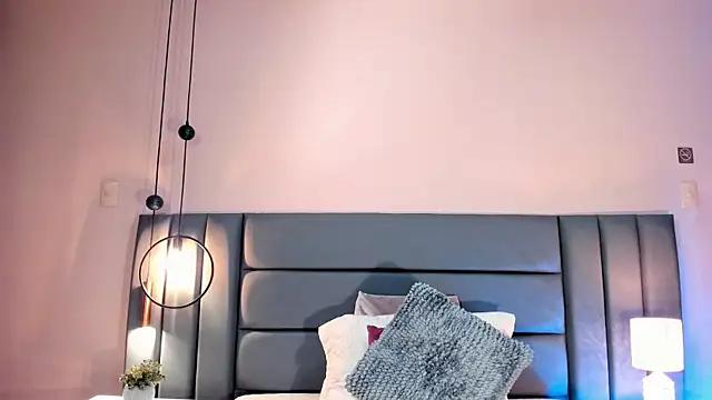 Snapshot of AlissaNix chatting on October 7, 2025, 11:50 pm AlissaNix online show from October 7, 2025, 11:50 pm