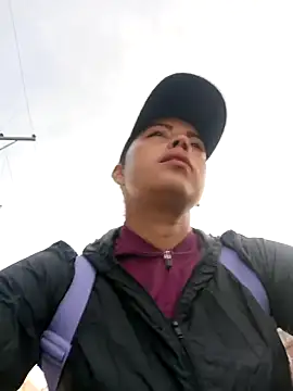 Snapshot of _andrea30 chatting on September 26, 2025, 11:06 am  andrea30 online show from September 26, 2025, 11:06 am