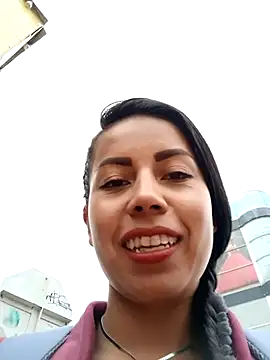  andrea30 online show from February 17, 2025, 12:49 pm