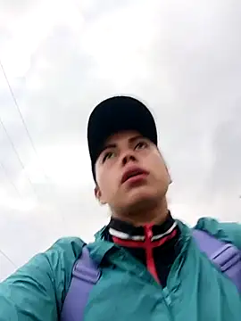 Snapshot of _andrea30 chatting on October 17, 2025, 11:12 am  andrea30 online show from October 17, 2025, 11:12 am