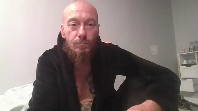 Snapshot of deepinnnnn chatting on October 13, 2025, 9:33 am deepinnnnn online show from October 13, 2025, 9:33 am