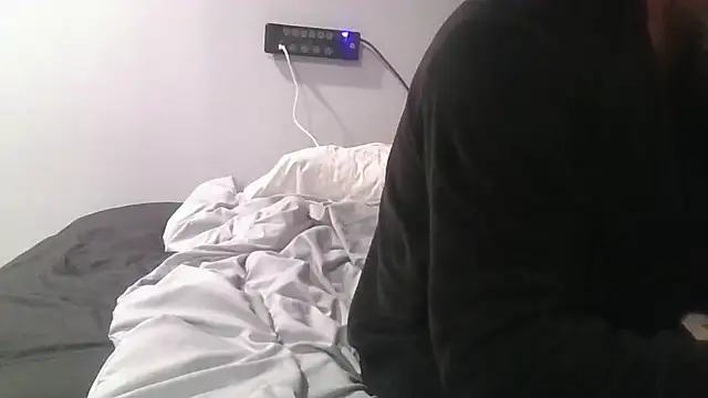 Snapshot of deepinnnnn chatting on October 21, 2025, 5:18 am deepinnnnn online show from October 21, 2025, 5:18 am