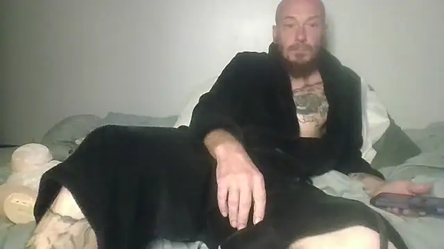 Snapshot of deepinnnnn chatting on October 17, 2025, 7:44 am deepinnnnn online show from October 17, 2025, 7:44 am