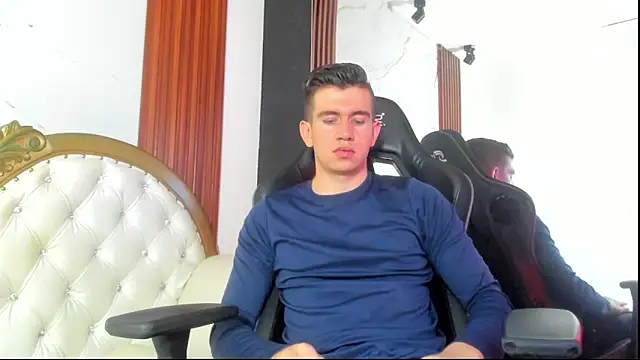 MikaelSlow online show from May 23, 2026, 10:42 pm