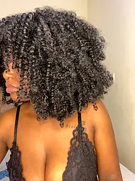 Sugar plum44 online show from December 19, 2025, 3:25 pm