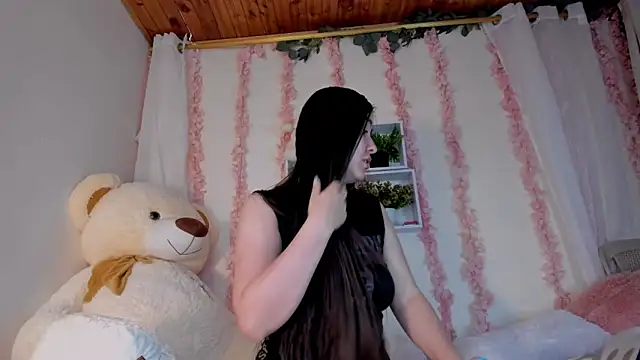 Snapshot of Idara_and_Edahi01 chatting on September 28, 2025, 2:13 pm Idara and Edahi01 online show from September 28, 2025, 2:13 pm