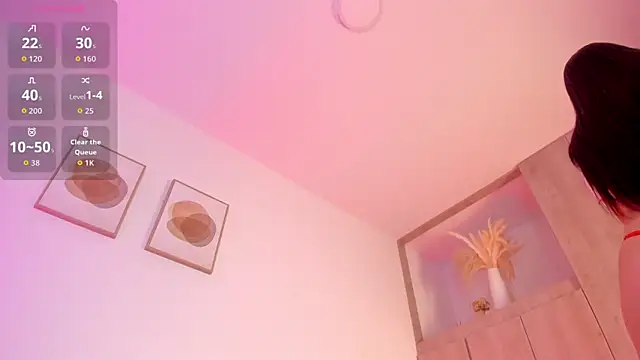 Mia 222 online show from April 15, 2026, 11:05 am