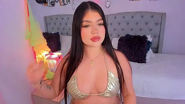 Snapshot of Mariana_Baez chatting on October 30, 2025, 8:50 pm Mariana Baez online show from October 30, 2025, 8:50 pm