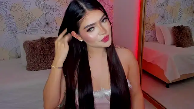 Snapshot of Mariana_Baez chatting on February 18, 2025, 8:36 pm Mariana Baez online show from February 18, 2025, 8:36 pm